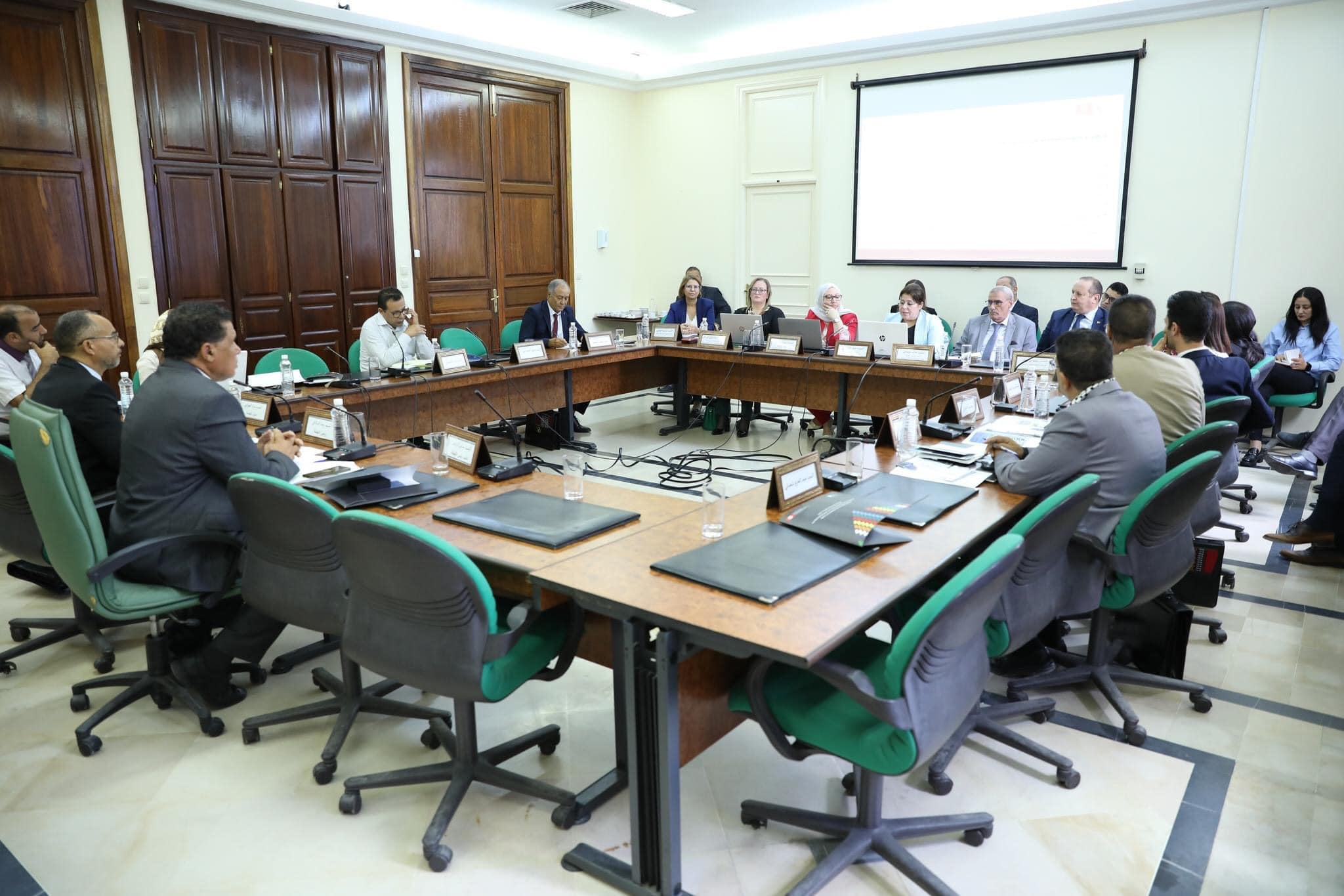 شرعت في مناقشة مشروع الميزان الاقتصادي..    لجنة المالية والميزانية تُرجئ النظر في تنقيح قانون البنك المركزي